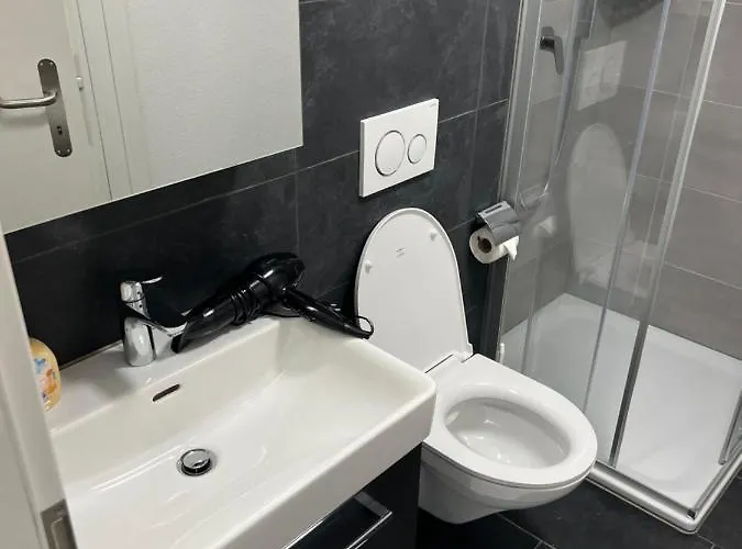 John * インターラーケン